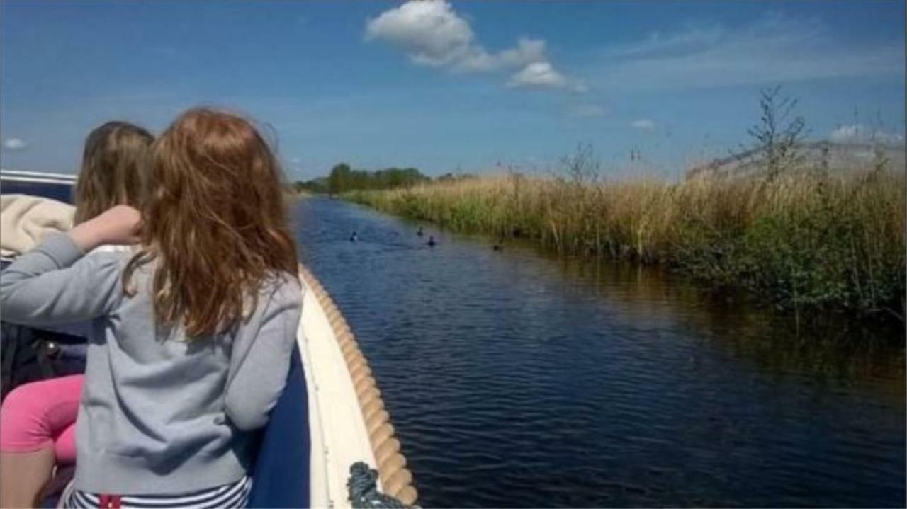 Vakantielandhuis Langweer Frieslandヴィラ エクステリア 写真